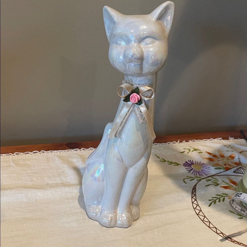 Ceramic Cat Figurine with Ribbon vintage piece